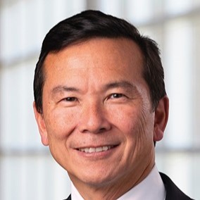 Square 05102024 Alan-Yahanda 430x607